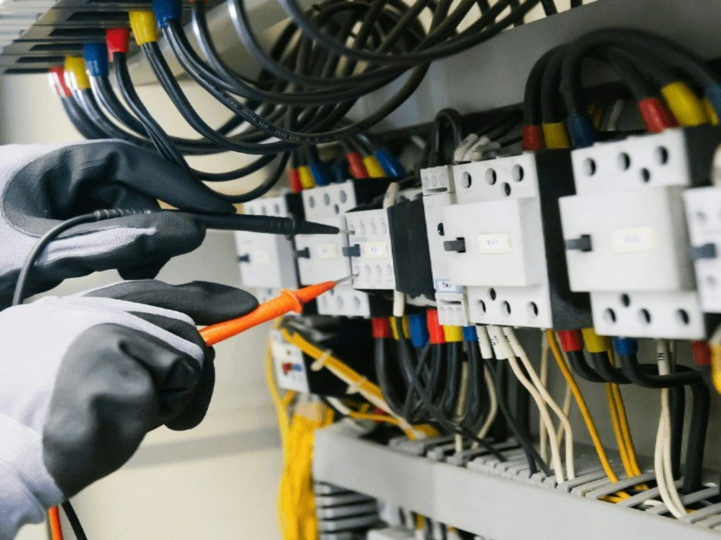 Local licensed EV charger electrician in Bend, OR